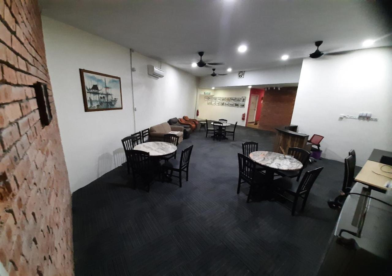 MN Ferringhi Inn Batu Feringgi Exterior foto