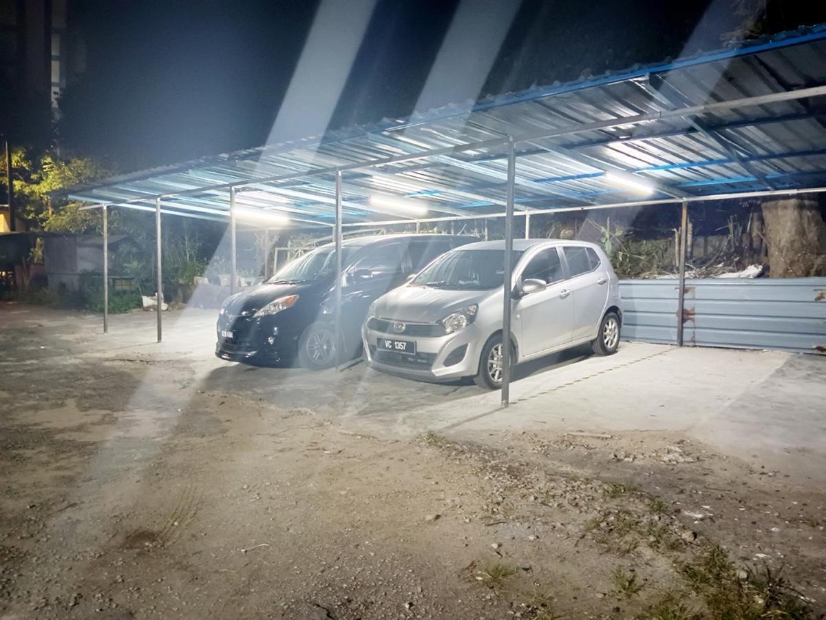 MN Ferringhi Inn Batu Feringgi Exterior foto